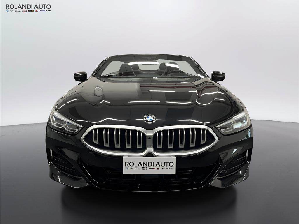 BMW Serie 8 Cabrio 840 d Mild Hybrid 48V Individual Composition Msport xDrive Steptronic