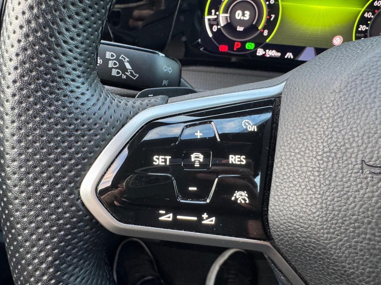 Volkswagen Golf GTI Golf 2.0 tsi GTI 245cv d #8353