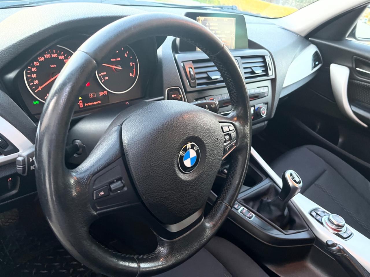 Bmw 120 120d xDrive 5p. Urban