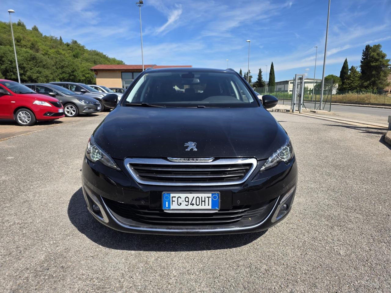 Peugeot 308 BlueHDi 120 S&S EAT6 SW Allure