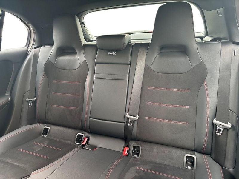 Mercedes-Benz Classe A A 180 d Automatic AMG Line Premium