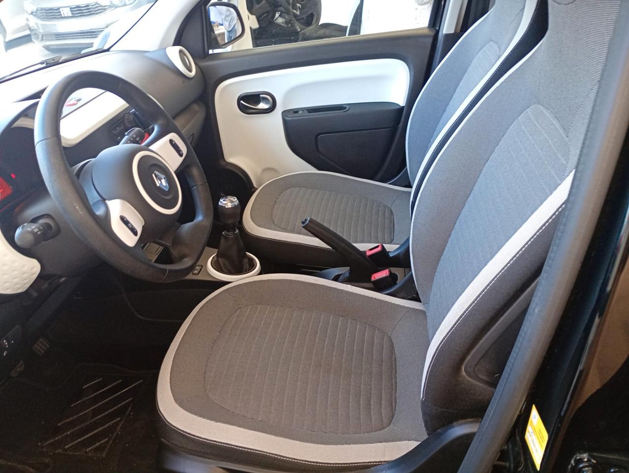 Renault Twingo SCe 65 CV Intens