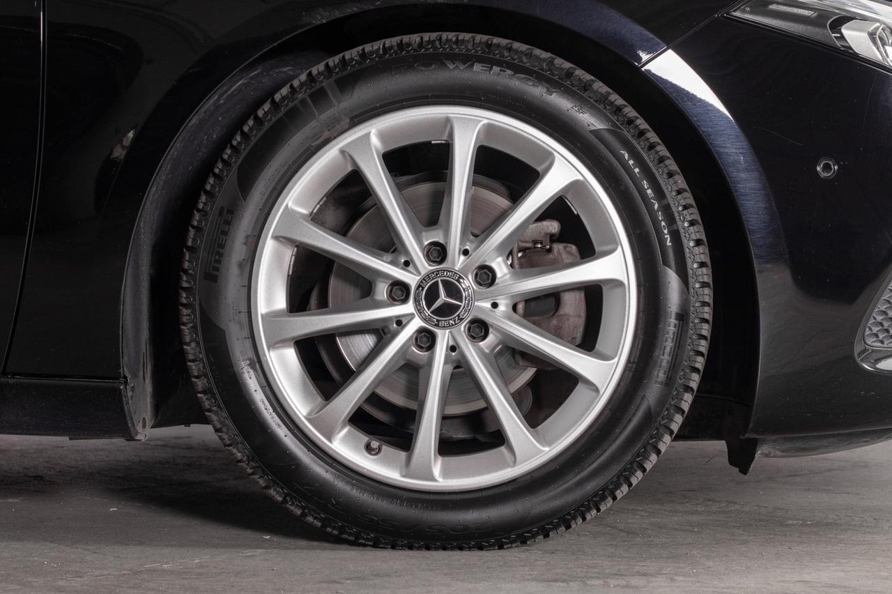 Mercedes-Benz A 180 D Sport Auto 116cv