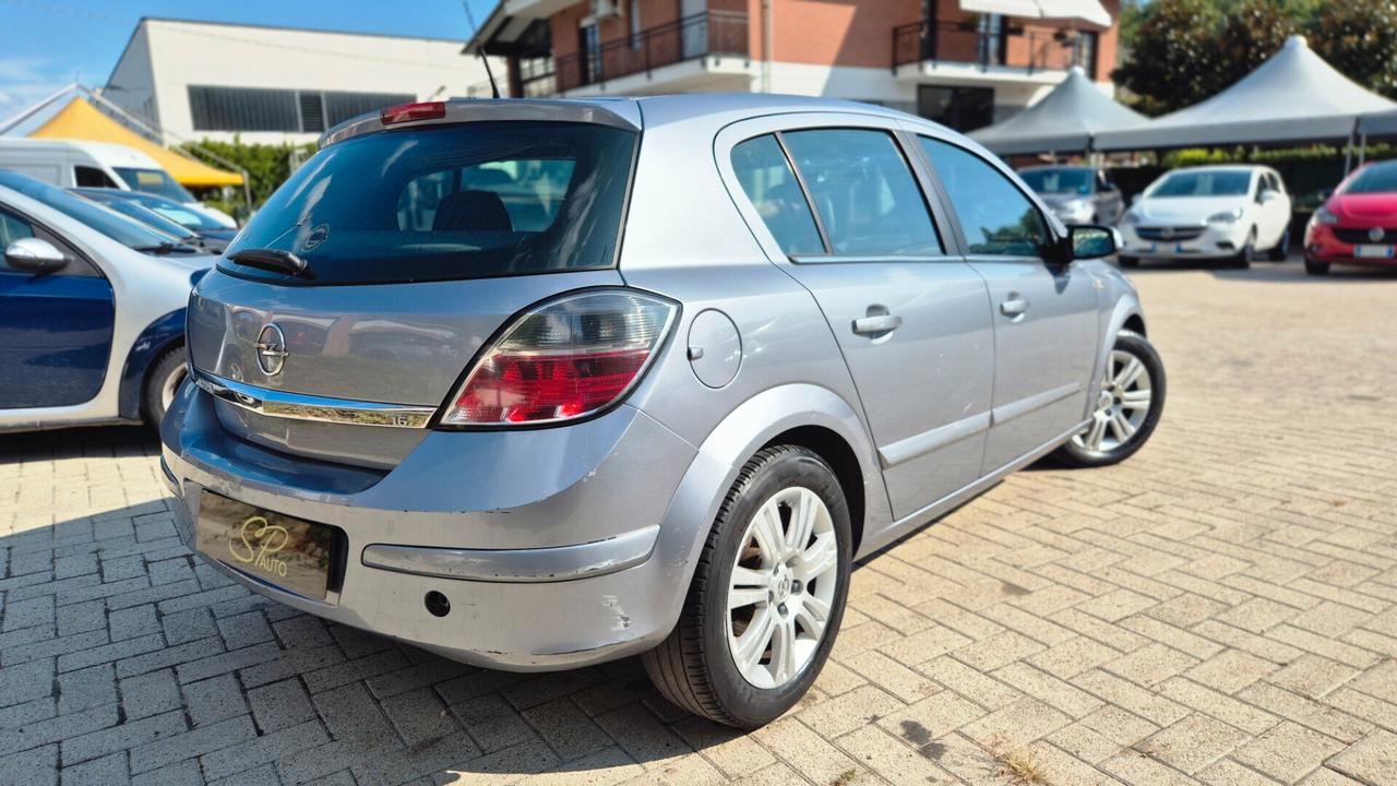 Opel Astra 1.6 BENZ ,5p /ok neopatentati/Frizione nuova
