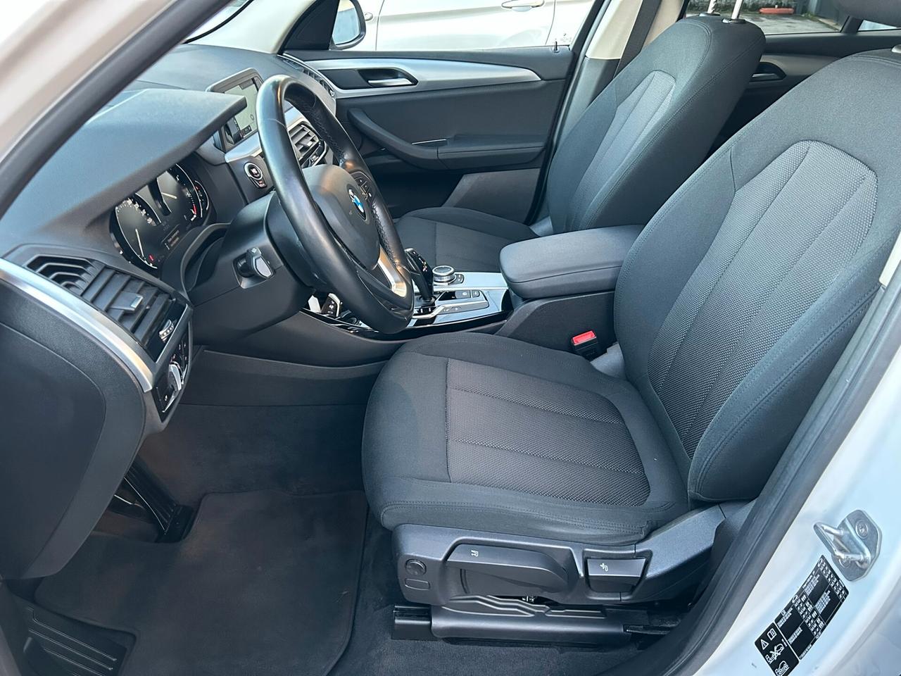 BMW X3 XDrive 20d 190CV Business Advantage auto