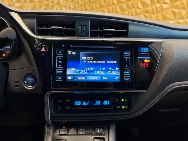Toyota Auris Touring Sports 1.8 Hybrid Lounge