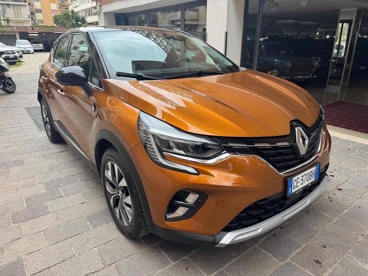 RENAULT Captur TCe 130CV EDC Fap Intens AUTOMATICA