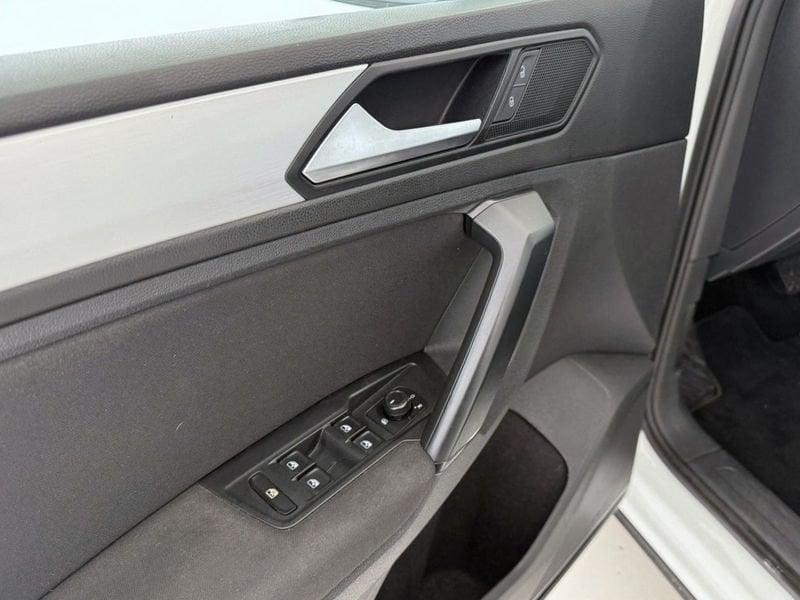 Volkswagen Tiguan Tiguan 2.0 TDI SCR DSG 4MOTION Sport BMT