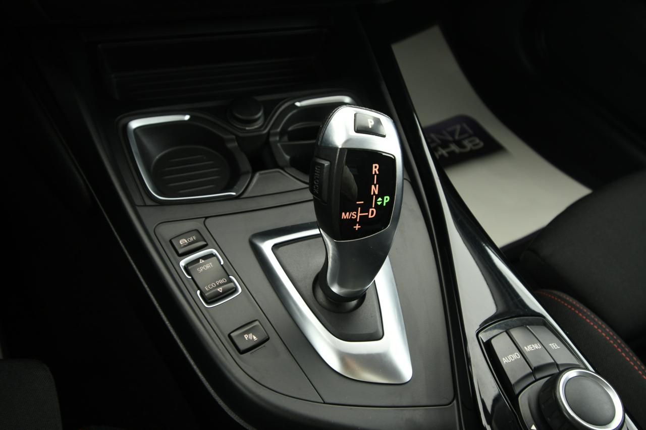 BMW 118d Sport 5p auto LED+C17"