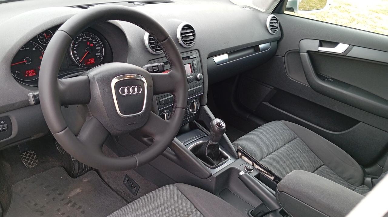 Audi A3 1.6 TDI 105 CV CR Ambition