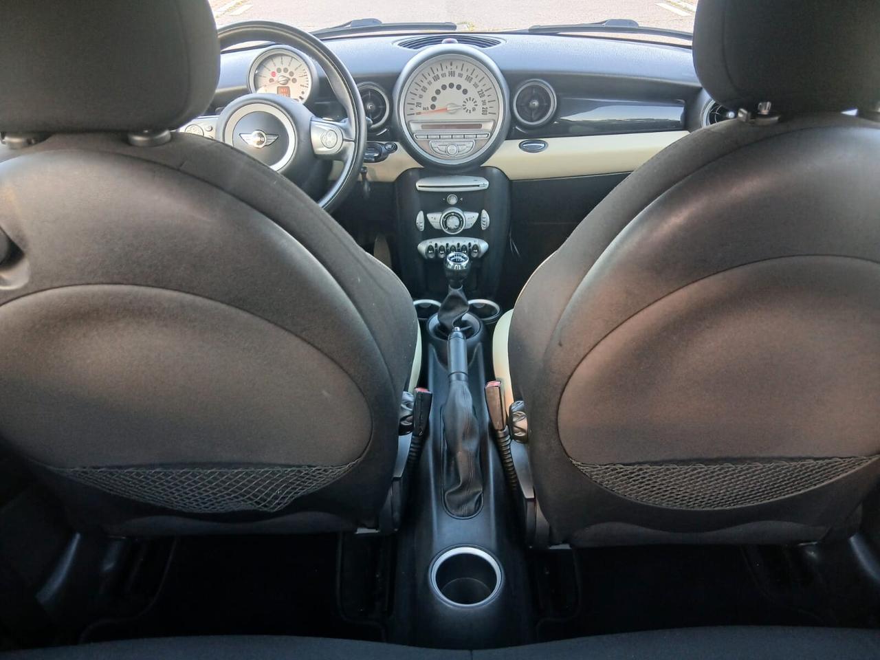 Mini 1.4 16V One Chili