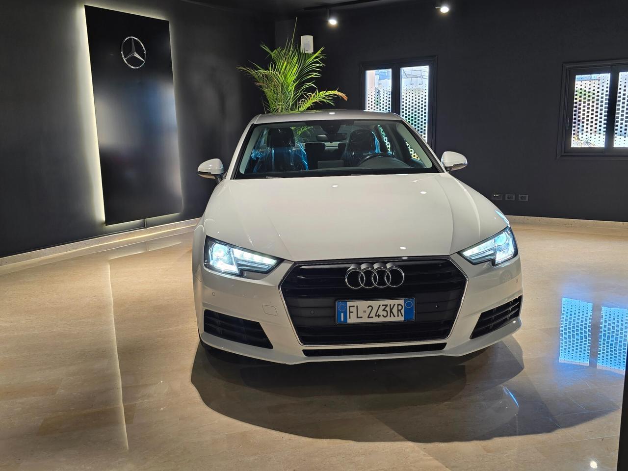 Audi A4 2.0 TDI 122 CV Business Sport
