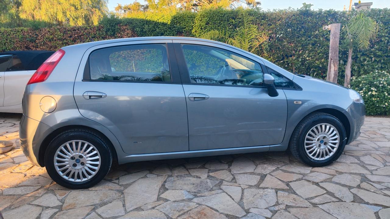 Fiat Grande Punto 1.3 MJT 75 CV 5 porte Dynamic