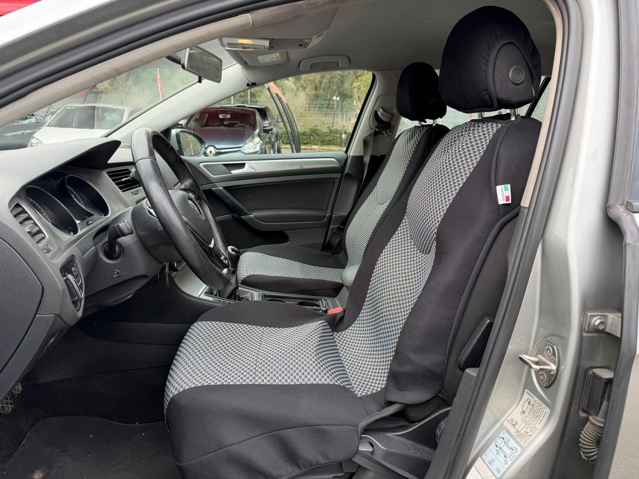 Volkswagen Golf Variant 1.6 TDI 110 CV DSG Executive BlueMotion Tech.