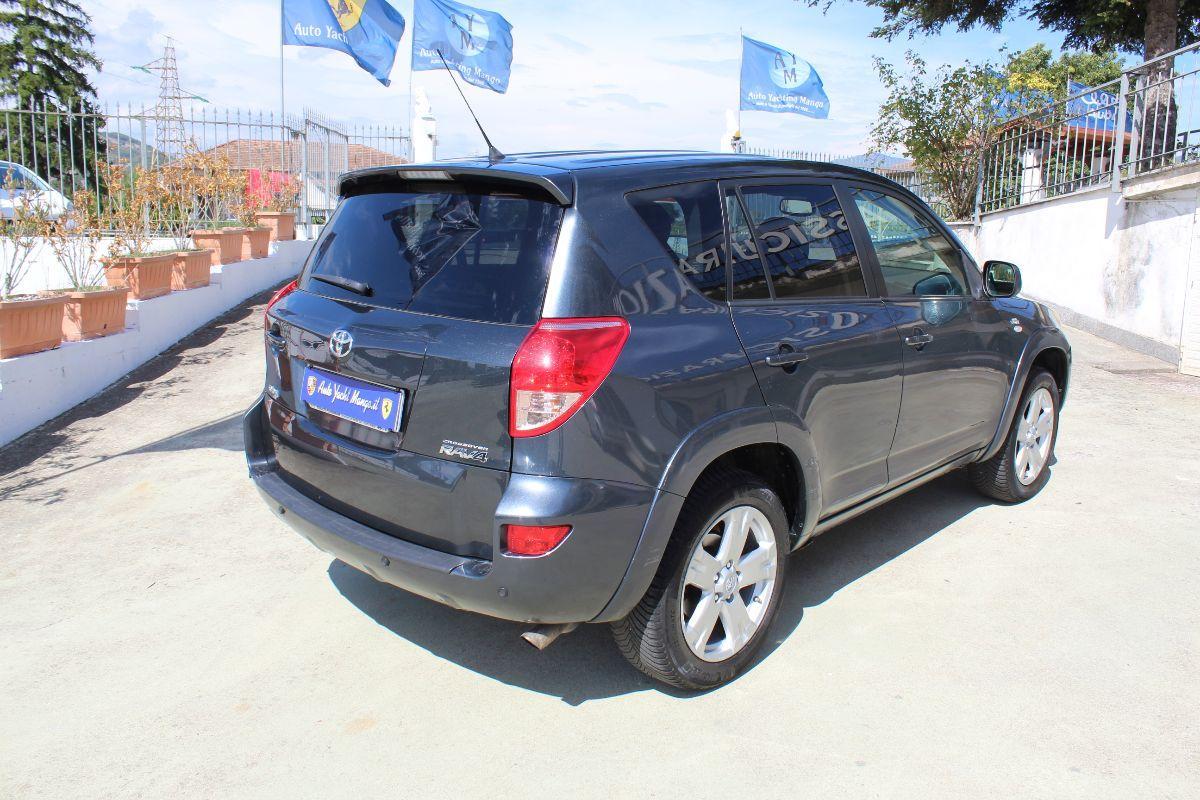 TOYOTA - RAV4 - Crossover 2.2 D-4D 177CV Luxury