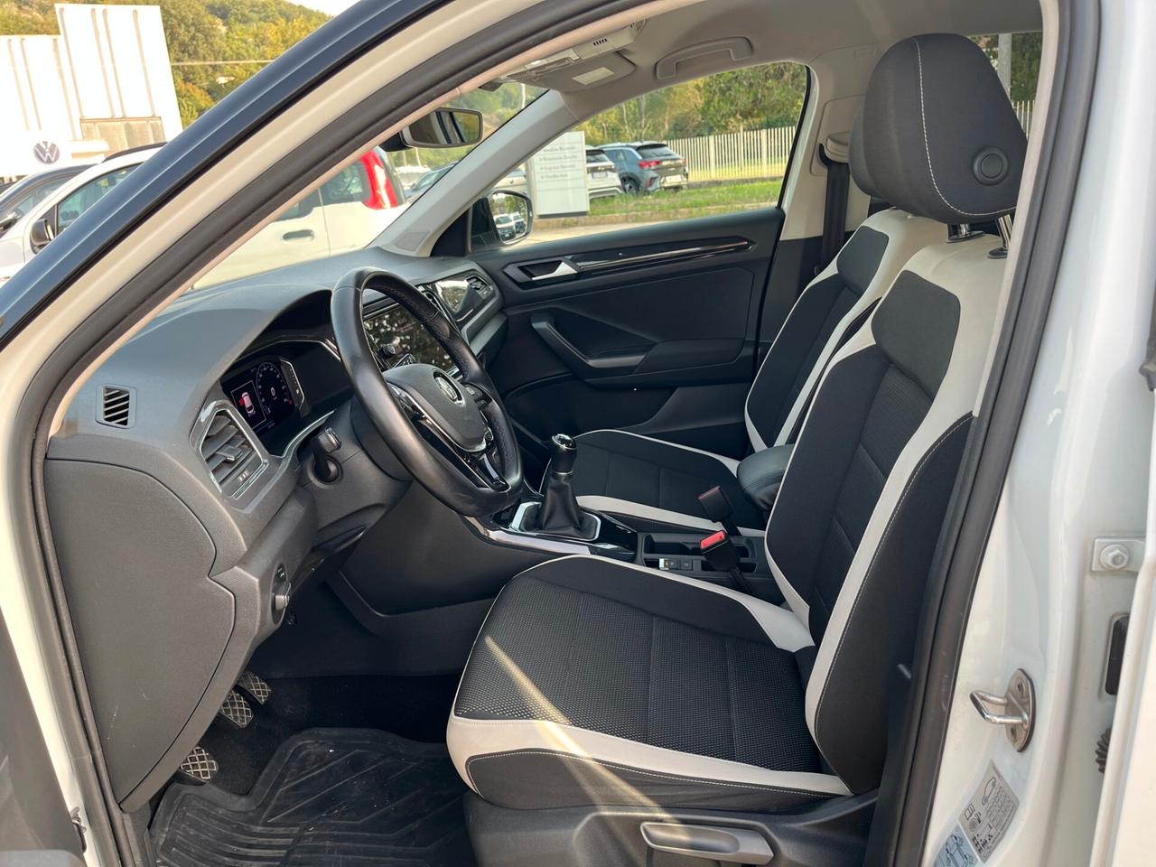 Volkswagen T-Roc 1.6 TDI SCR Advanced BlueMotion Technology