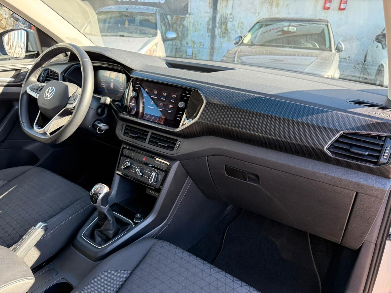 VOLKSWAGEN T-CROSS 2023 1.O BENZINA 95CV 18000KM