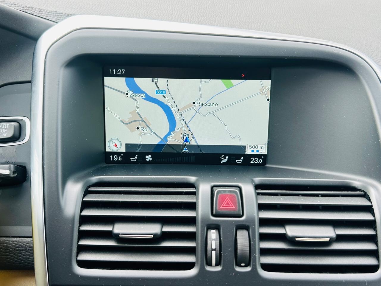 Volvo XC 60 XC60 D4 Geartronic R-design Momentum