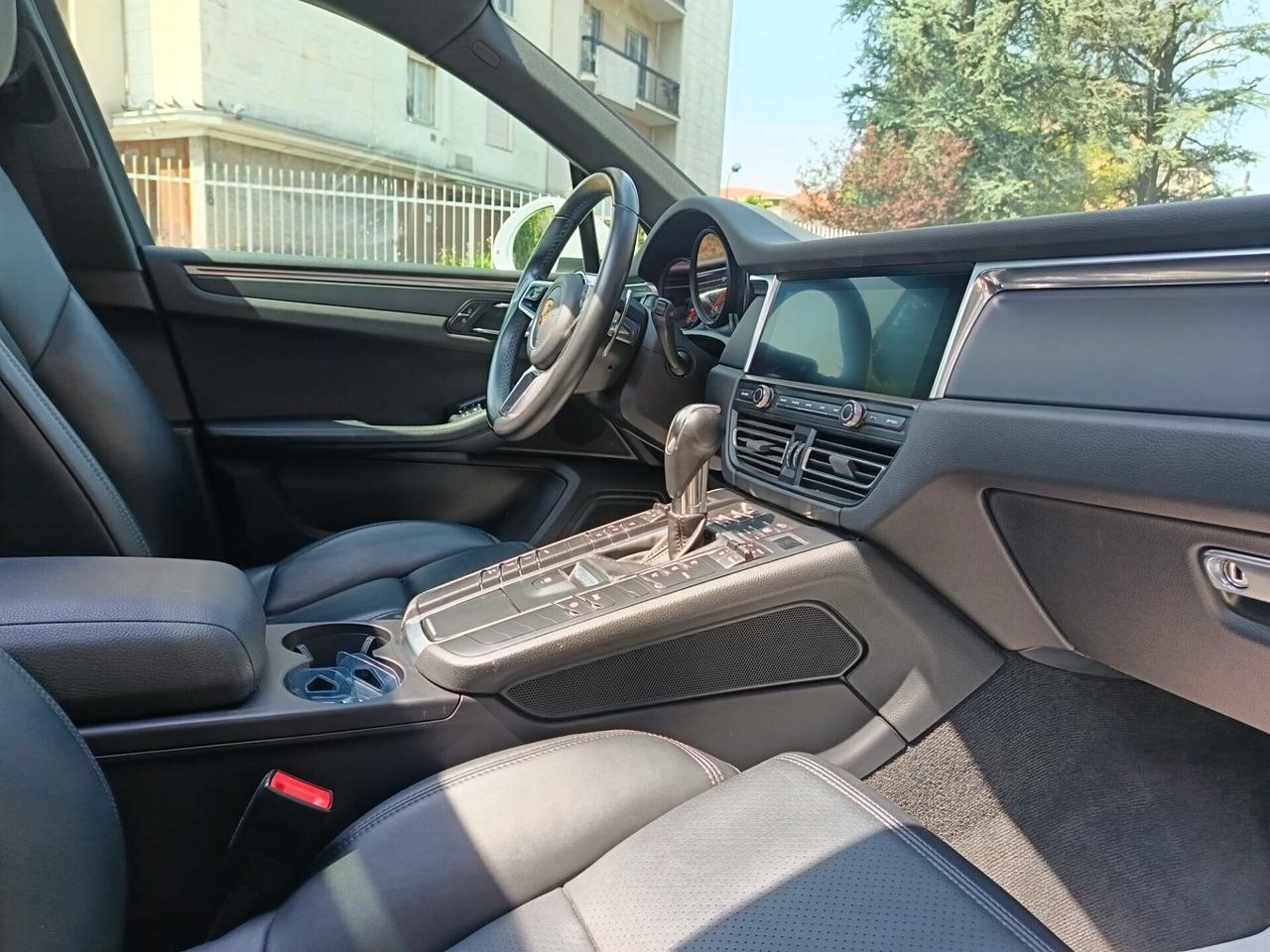 Porsche Macan 2.0 245CV, TETTO, 21, TAGLIANDATA