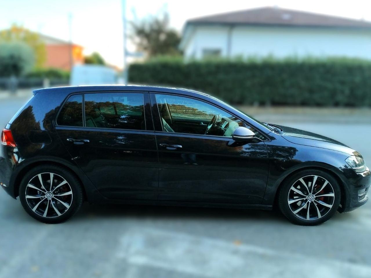 Volkswagen Golf Highline 2.0 TDI BlueMotion  #7353