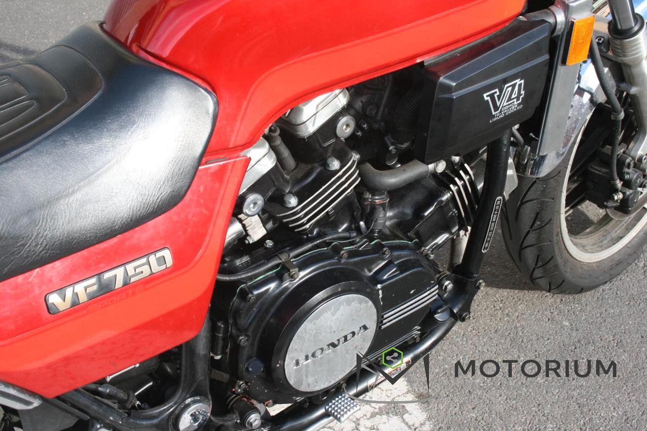 HONDA VF 750 SABRE