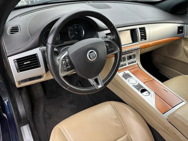 Jaguar XF 2.2 D 200 CV Luxury Business Plus automatica