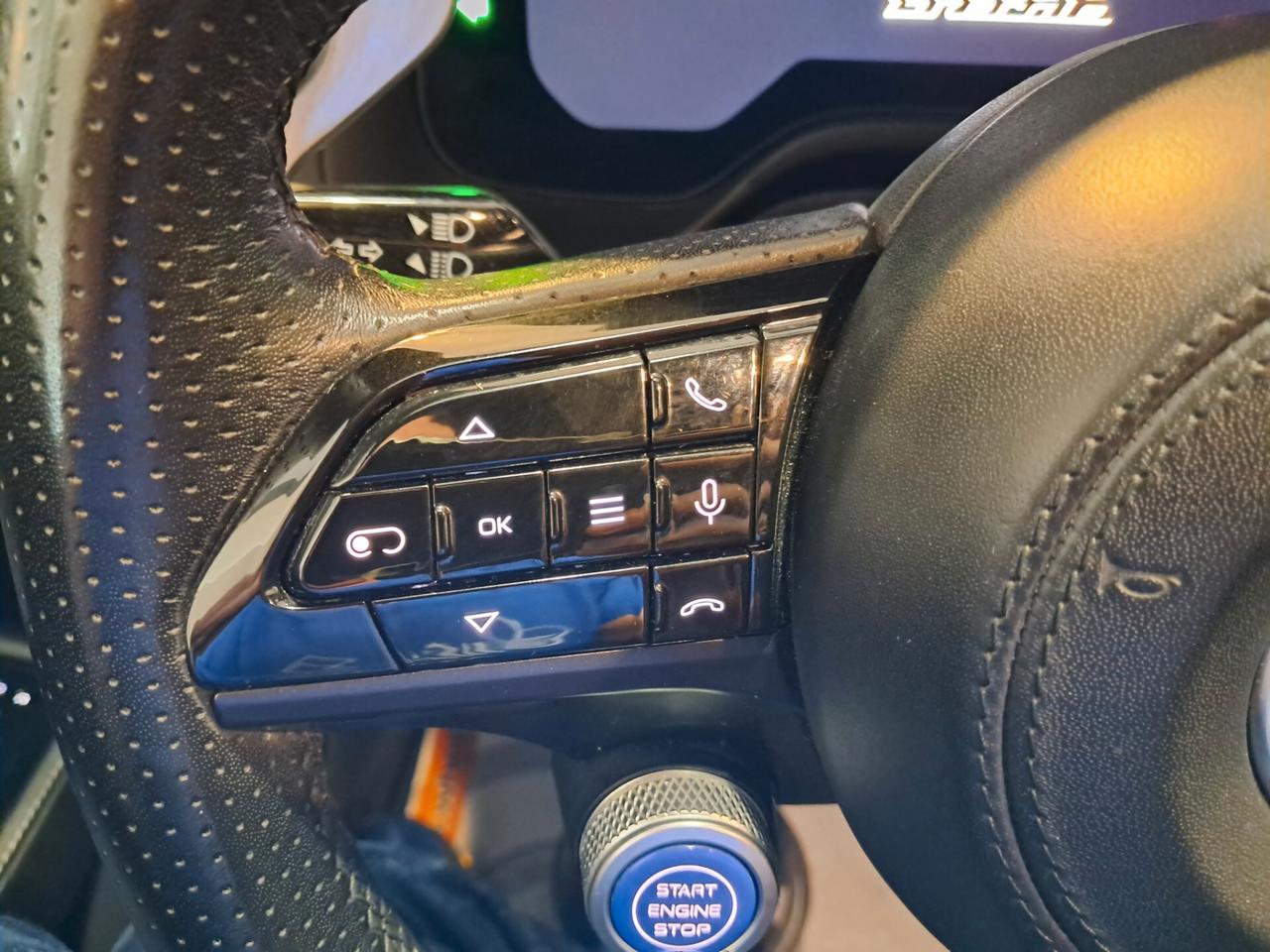 Maserati Grecale MHEV 330 cv AWD Modena