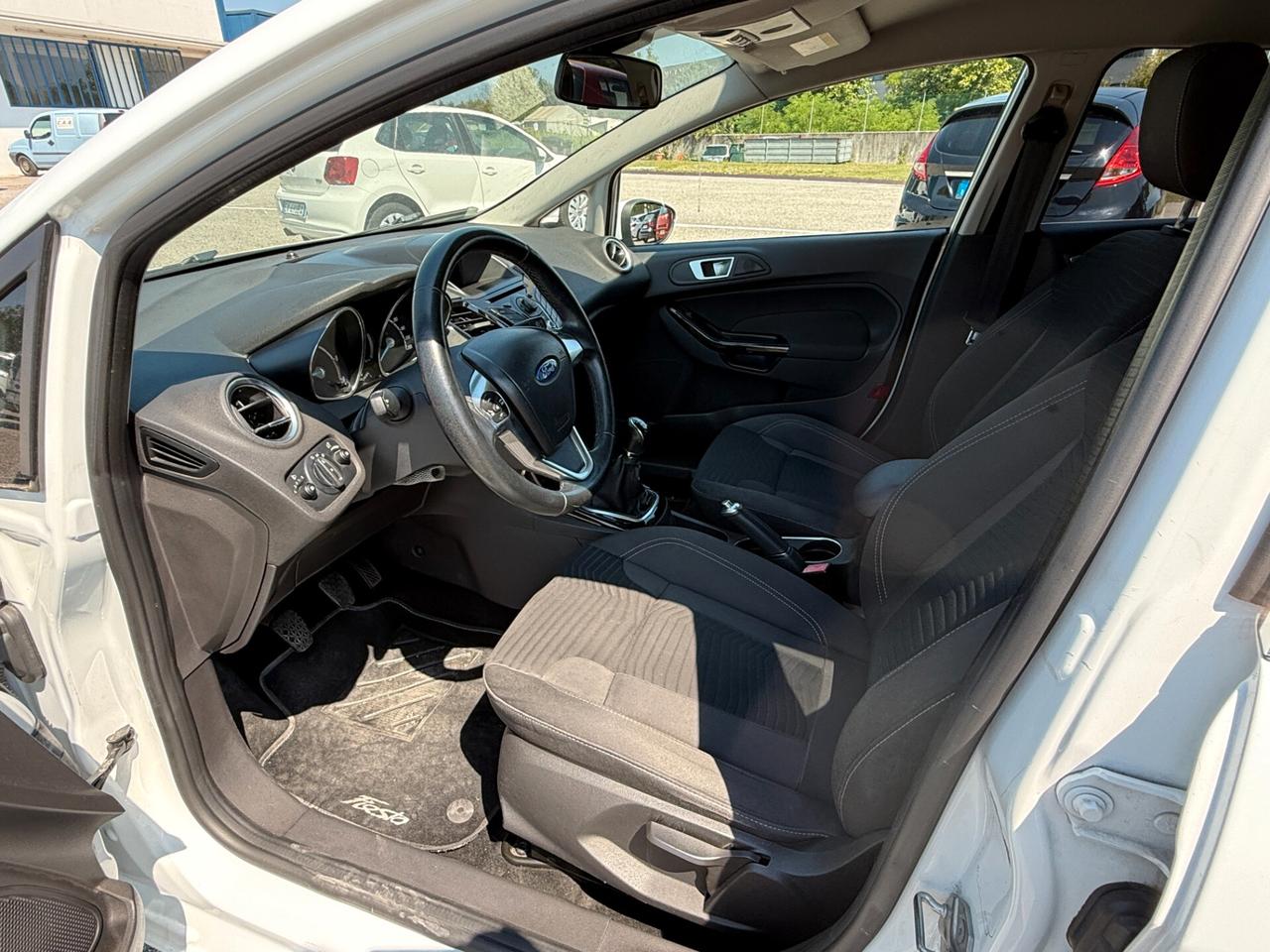 Ford Fiesta 1.5 TDCi 75CV 5 porte Titanium