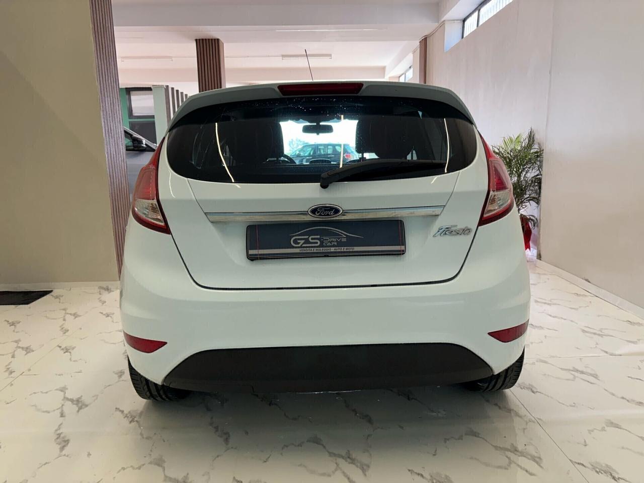 Ford Fiesta 1.5 TDCi 75CV 5 porte Titanium