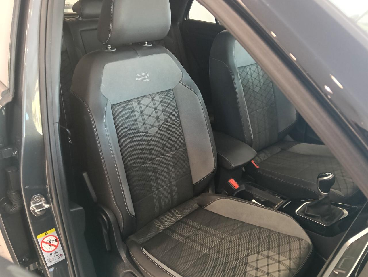 Volkswagen T-Roc 1.0 TSI R-Line