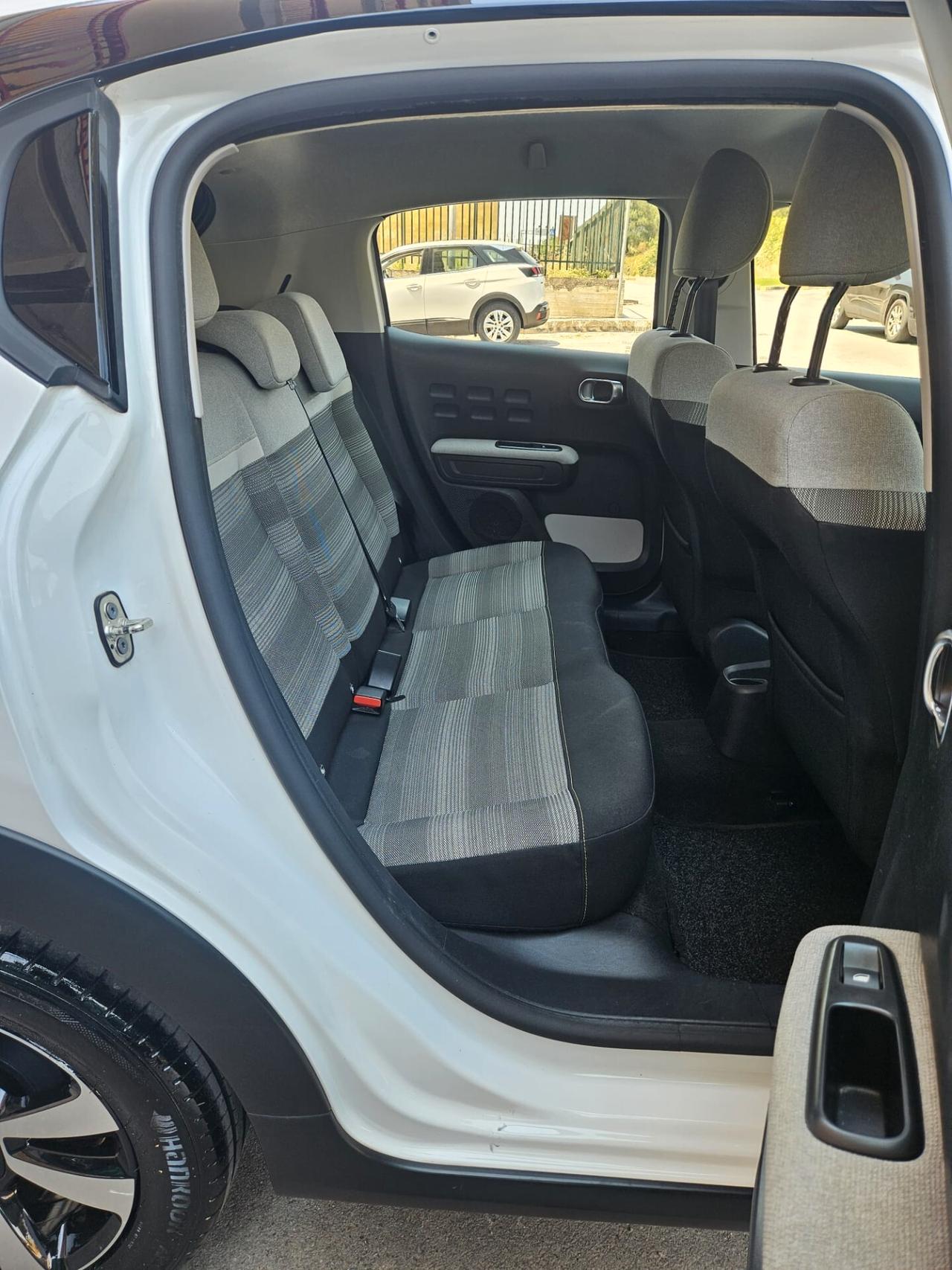 Citroen C3 1.2 benzina 61kw SHINE 2019