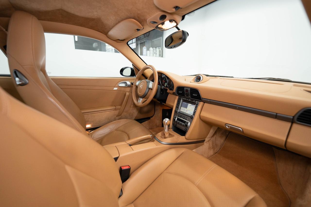 Porsche 911 Carrera Coupé