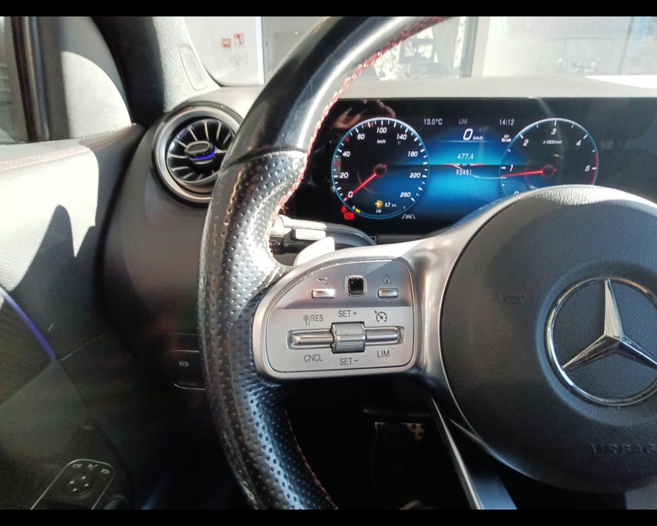 Mercedes-Benz GLA-H247 2020 - GLA 180 d Premium auto