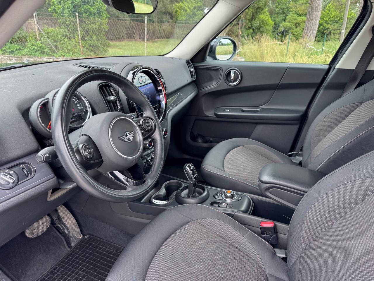 Mini Cooper Countryman 1.5 Business Automatica