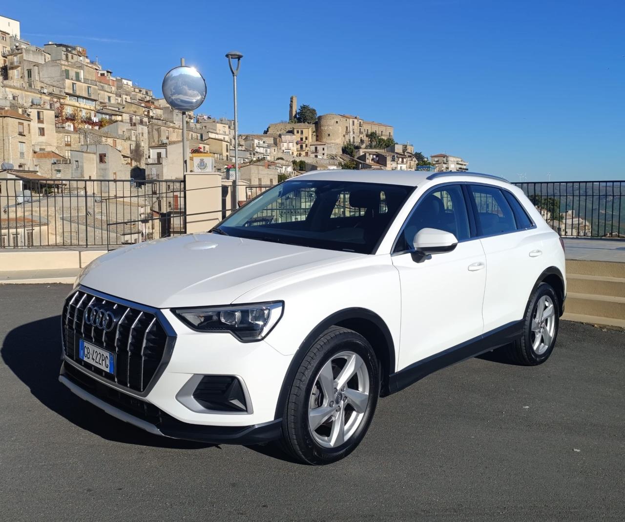 Audi Q3 35 TDI S tronic Business Advanced