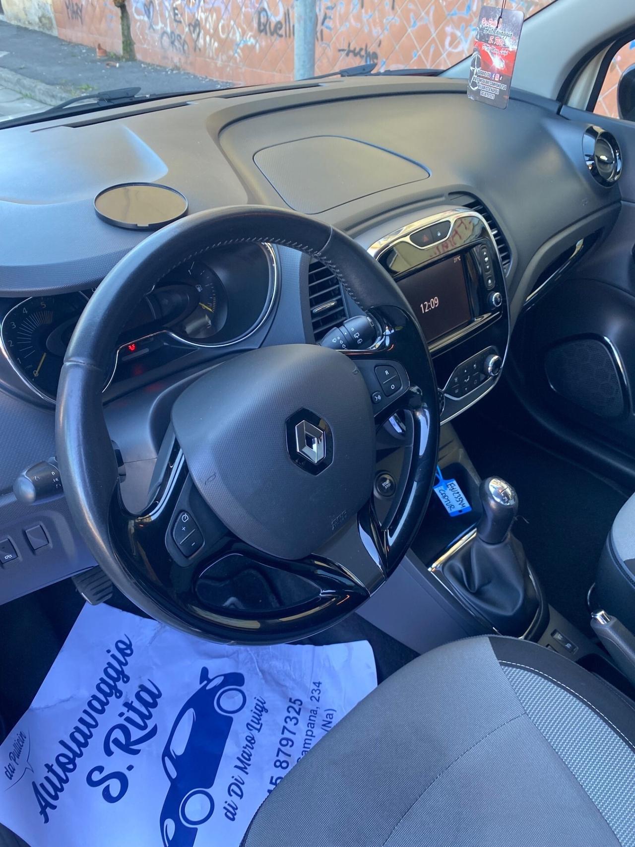 Renault Captur 1.5 dCi Anno 2014 RIGENERATO GARANZ