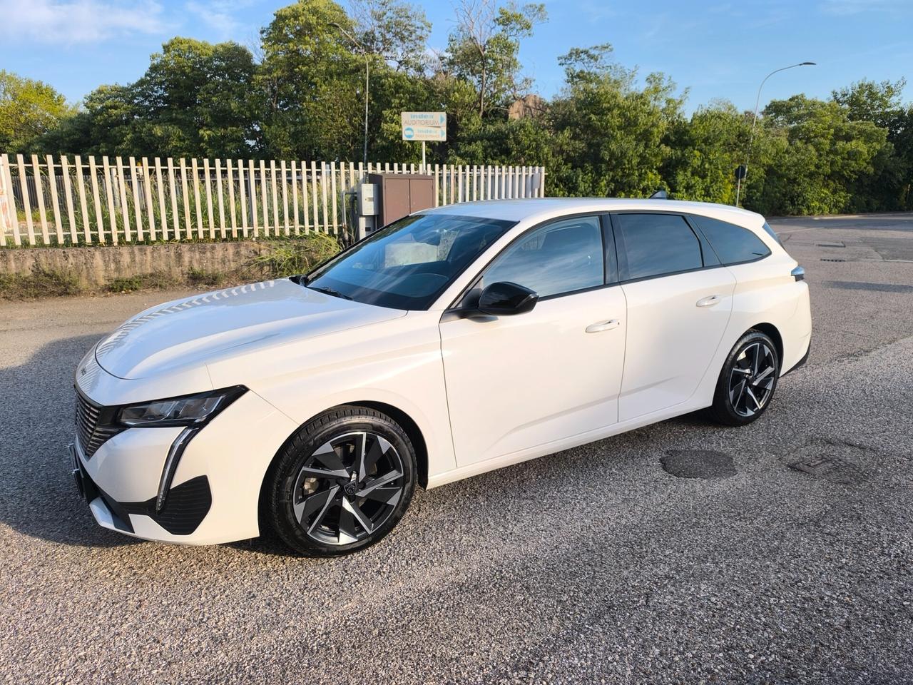 Peugeot 308 BlueHDi 130 S&S EAT8 SW Allure Pack