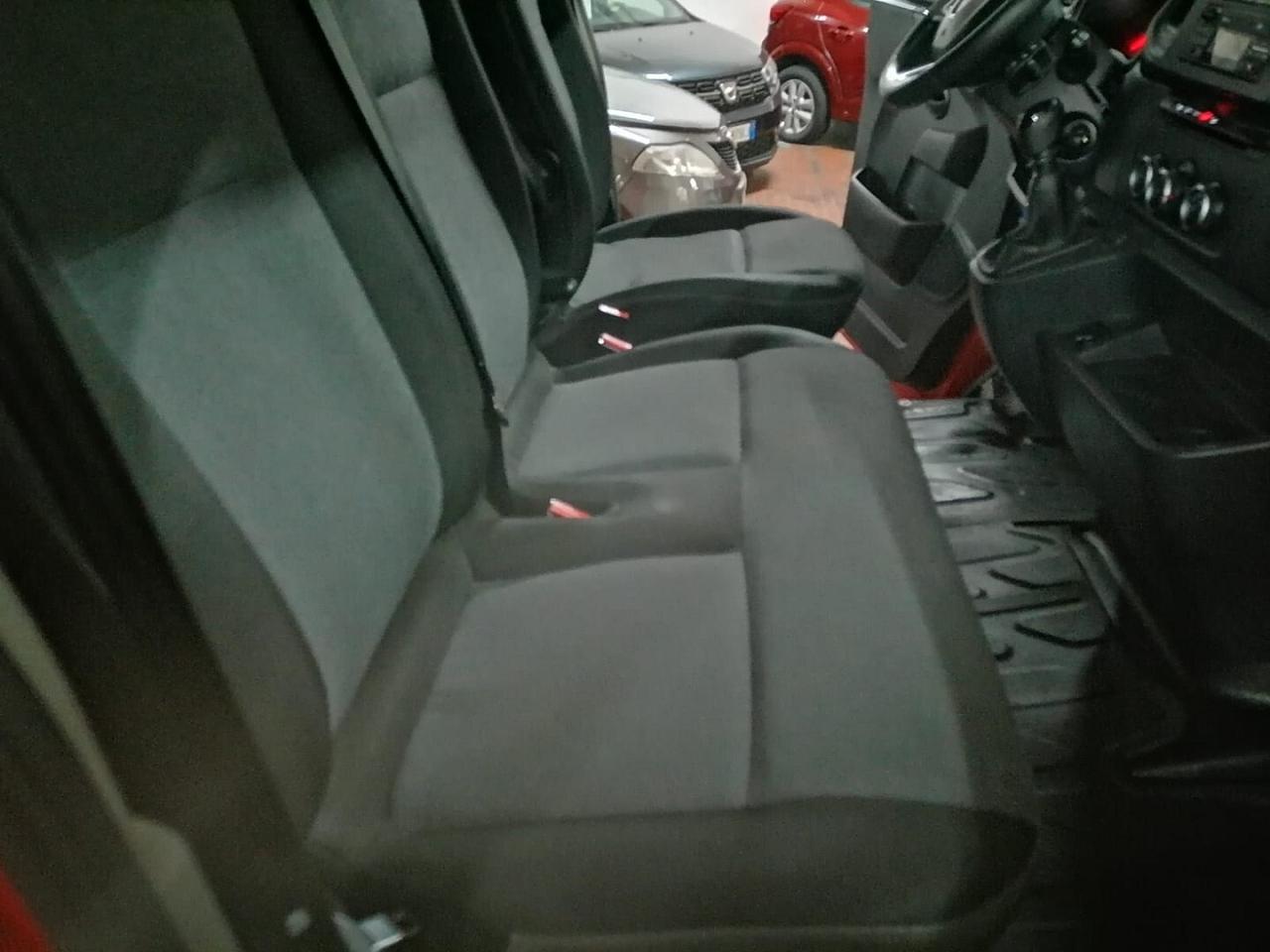 Renault MASTER 2.3 dci 145cv Cabinato