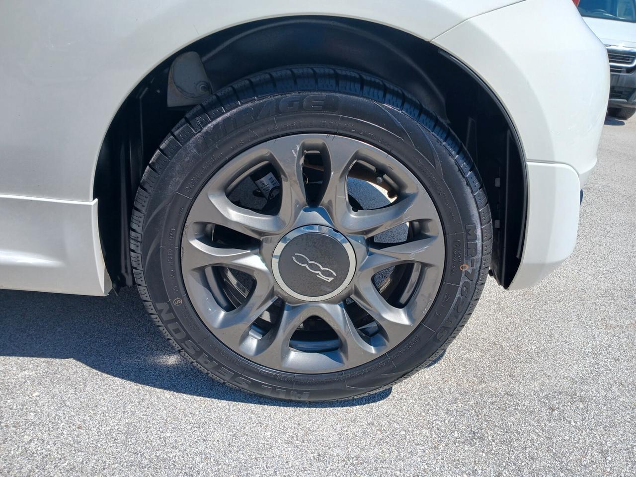Fiat 500 1.0 HYBRID SPORT 2021