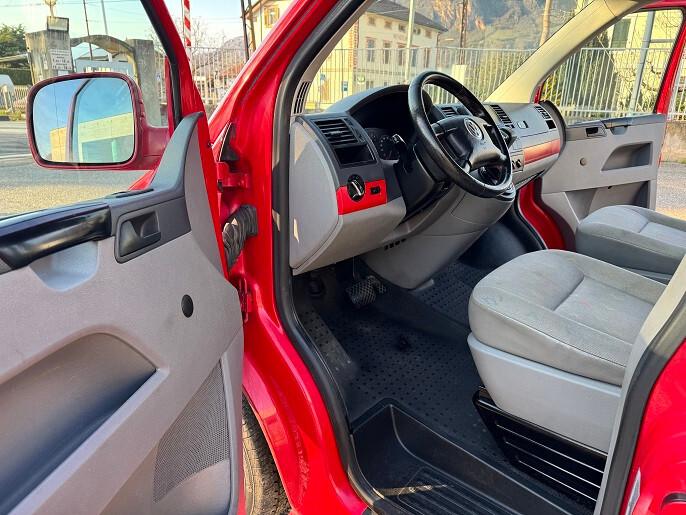 Volkswagen Transporter 2.5 TDI/130CV PC Kombi