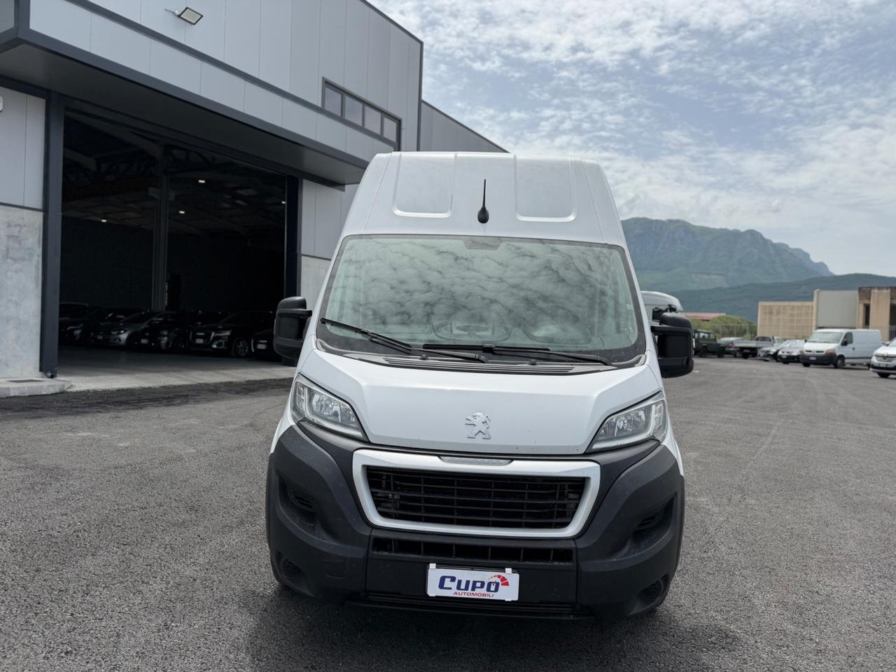 Peugeot Boxer 333 2.2 BlueHDi 140 S&S PC-TN L3H3 Furgone