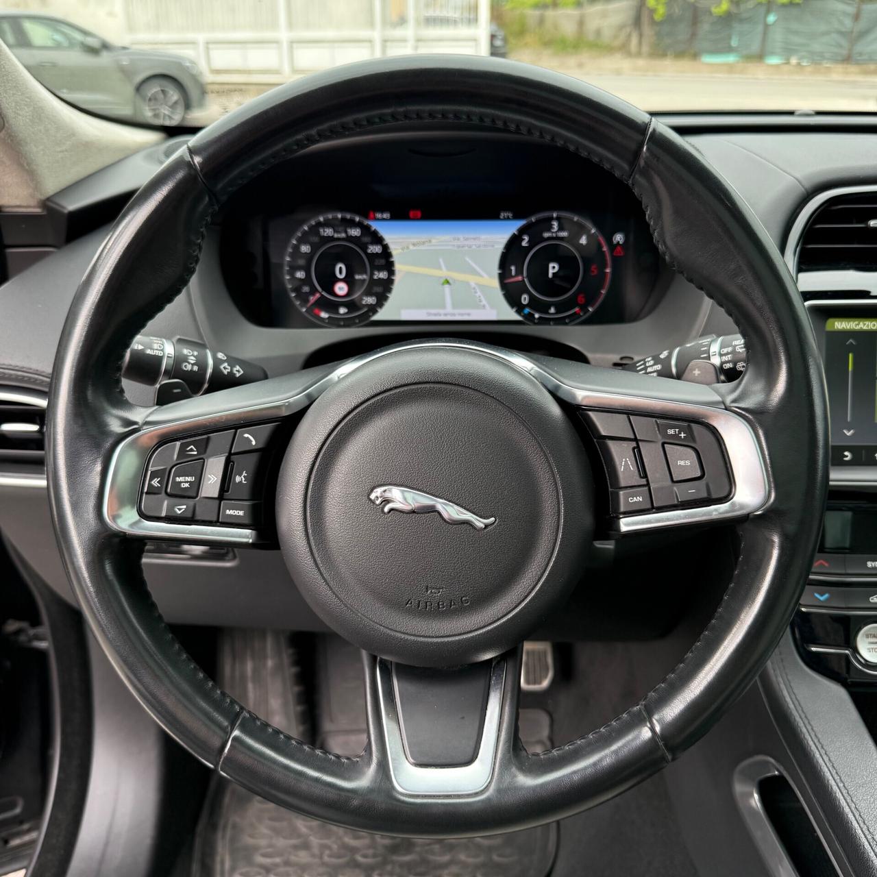 Jaguar F-Pace 2.0 D 180 CV aut. R-Sport