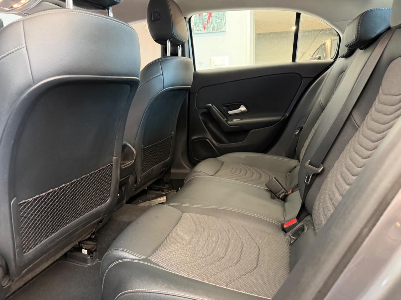 A 180 d Automatic AMG Line Premium