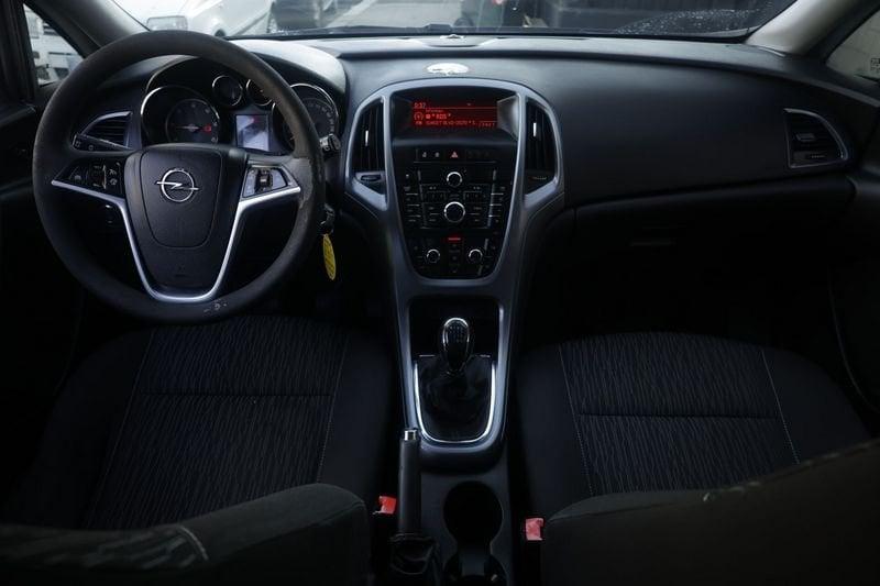 Opel Astra Opel Astra 1.7 CDTI 110CV Sports Tourer Cosmo Unicopropietario