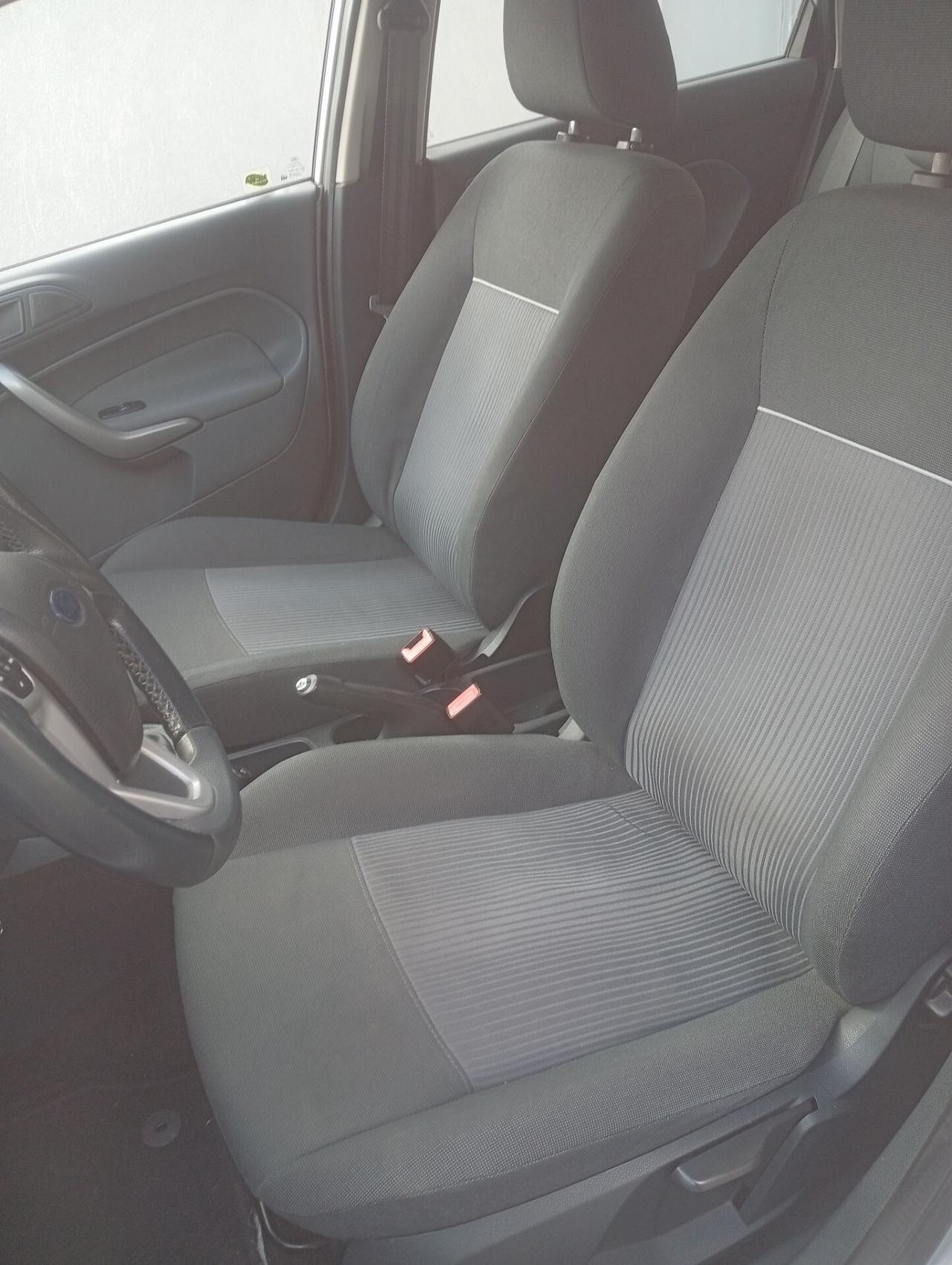 Ford Fiesta 1.4 TDCi 70CV 5p. Titanium.Bs.