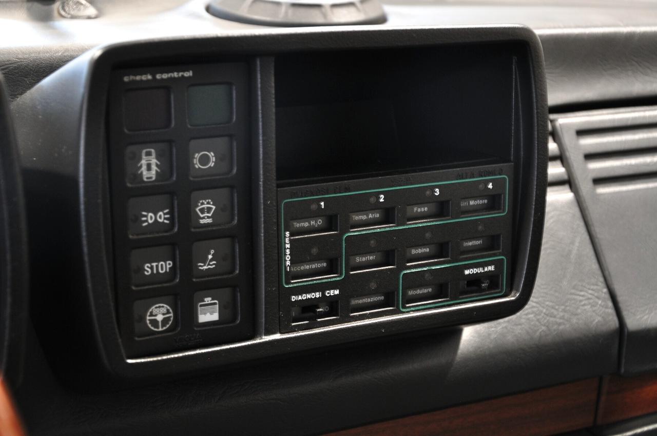 Alfa Romeo Alfetta 2.0 CEM restauro totale UNICA targa MI!