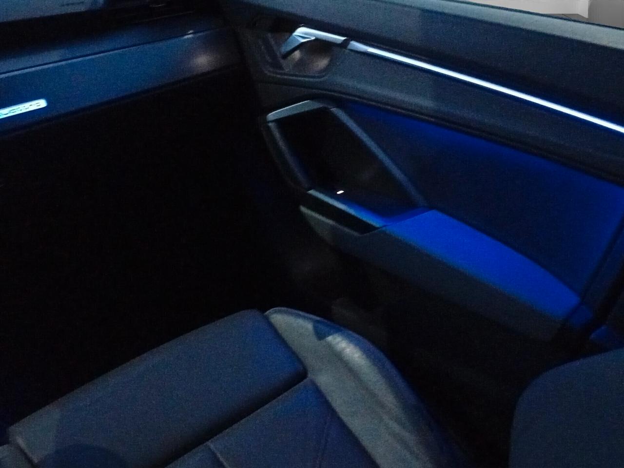 Audi Q3 SPB 40 TDI Identity Black S line edition 200CV