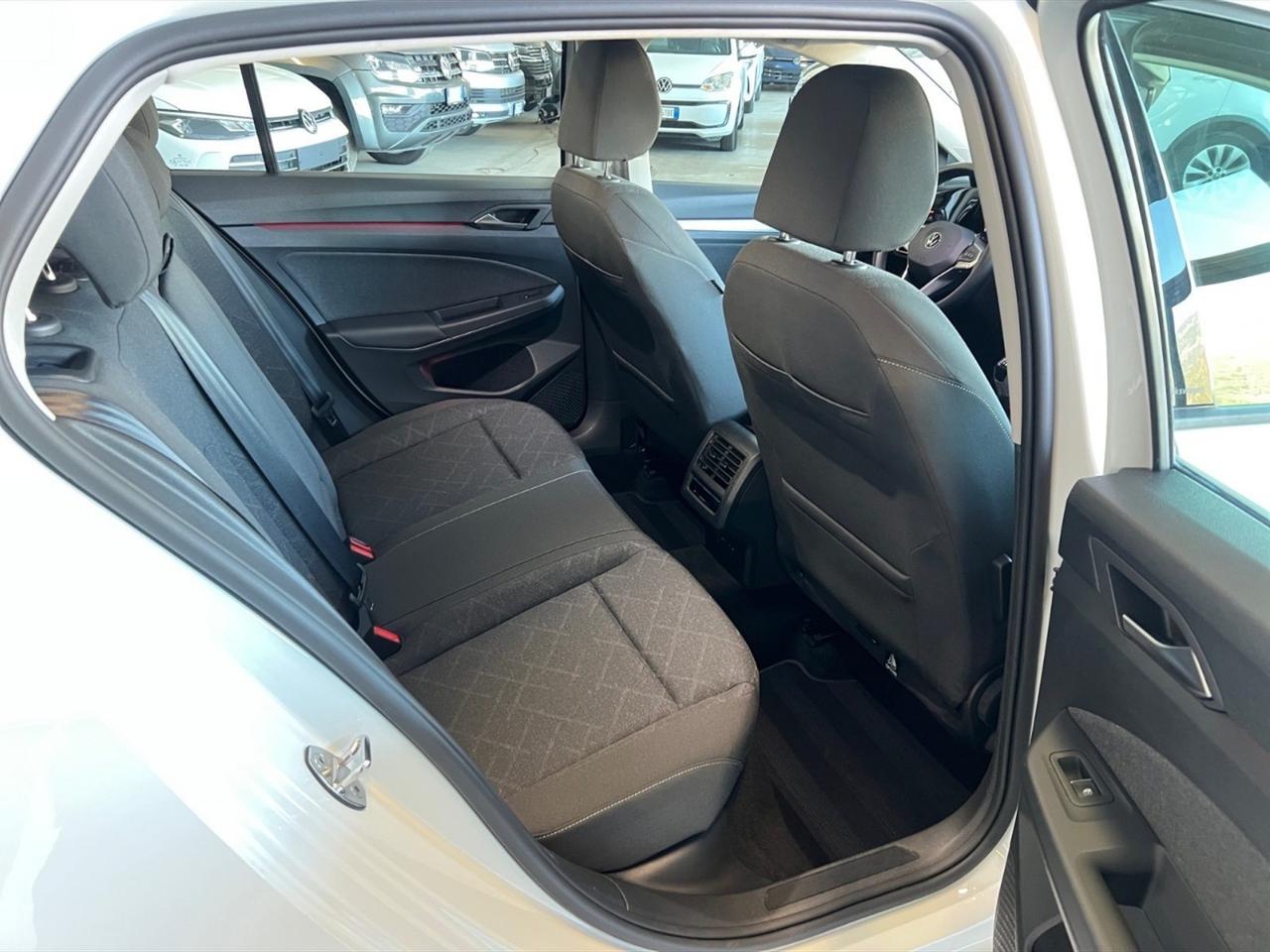 Volkswagen Golf 1.5 tsi evo life 130cv