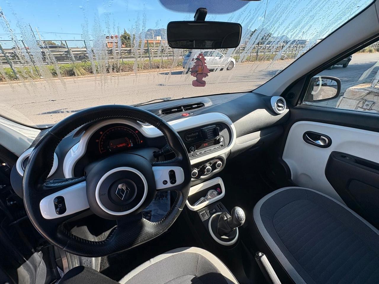 Renault Twingo anno 2019 km 55.000 per info 3279411053