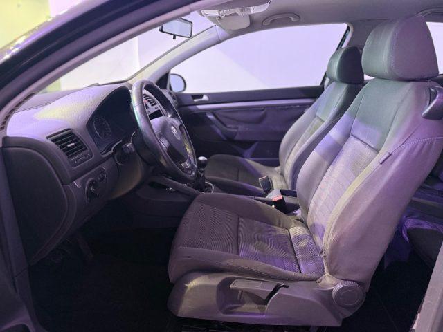 VOLKSWAGEN Golf 1.6 3p. Comfortline